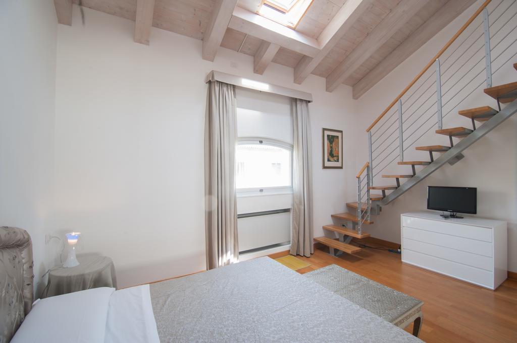 Ca Degli Archi Apartment Venesia Bagian luar foto